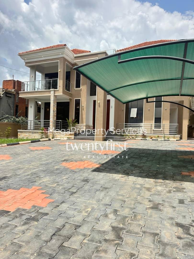 FOR SALE – BWEBAJJA, ENTEBBE ROAD