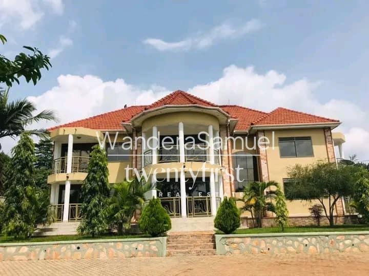 Flat House for Rent in Njeru Bujowalialong Kayunga Road
